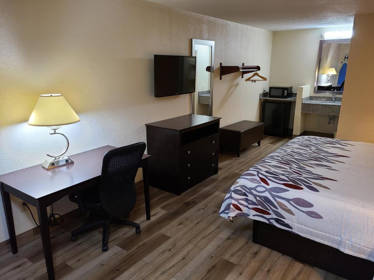 Red Roof Inn Staunton Luaran gambar