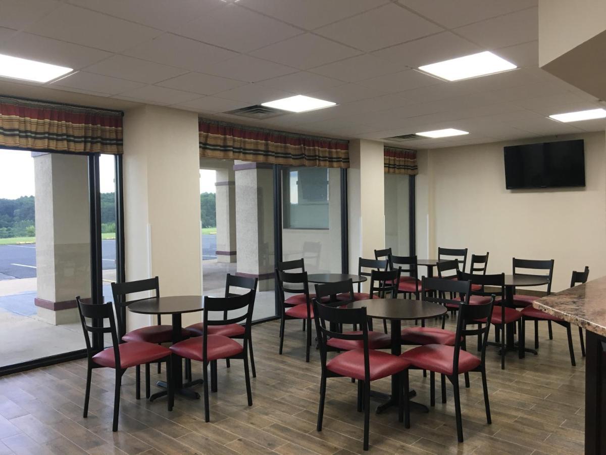 Red Roof Inn Staunton Luaran gambar