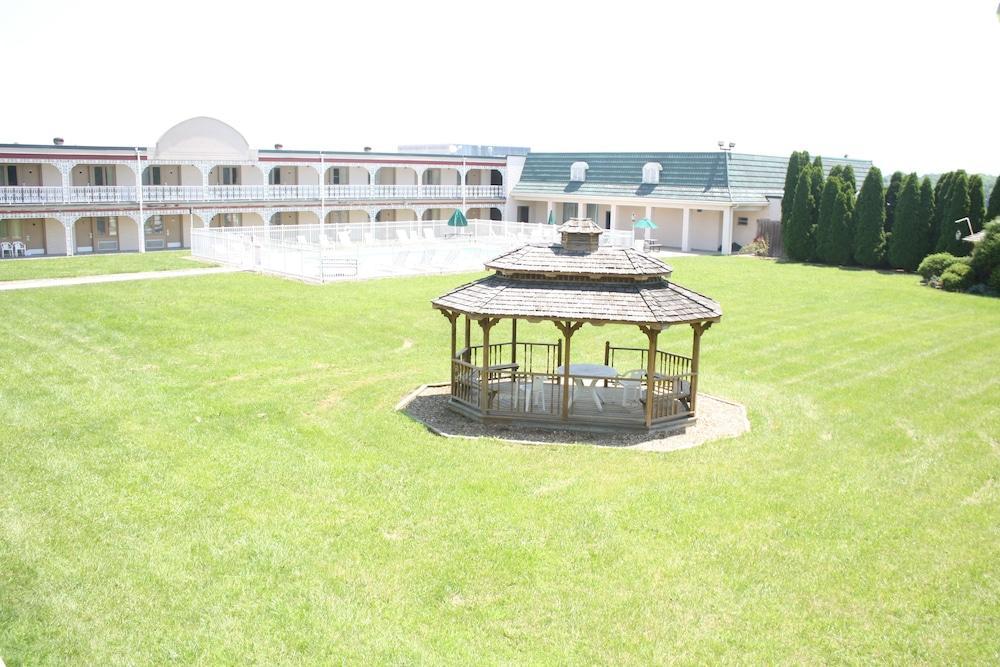 Red Roof Inn Staunton Luaran gambar