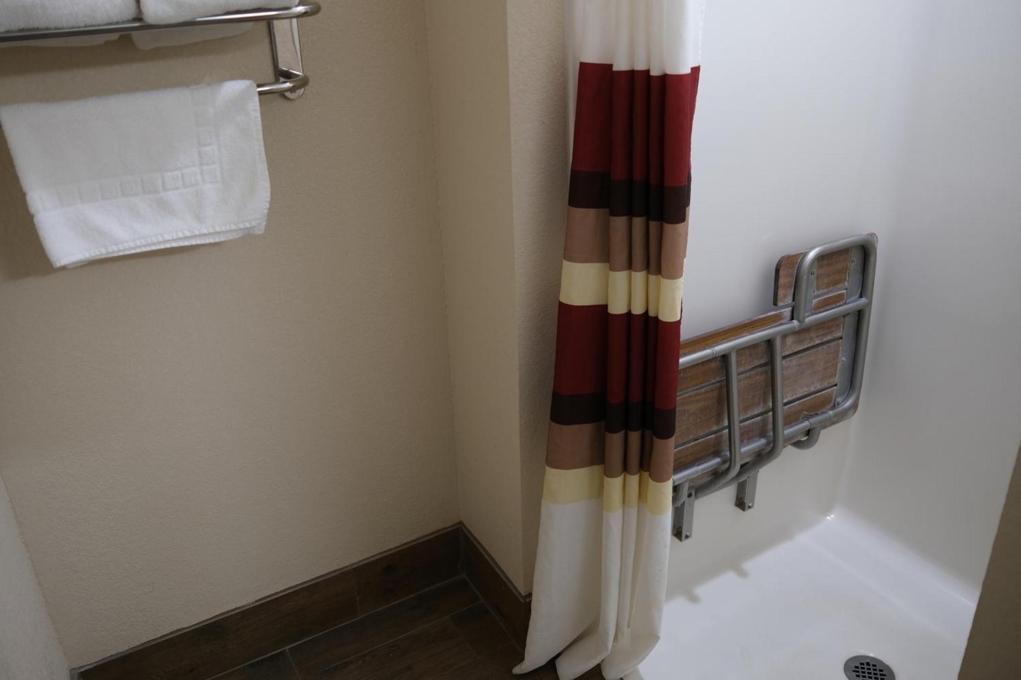Red Roof Inn Staunton Luaran gambar